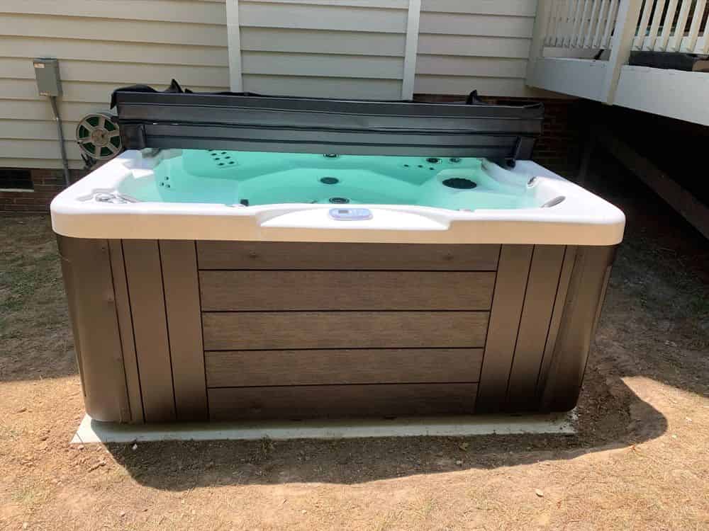 Hot Tubs image