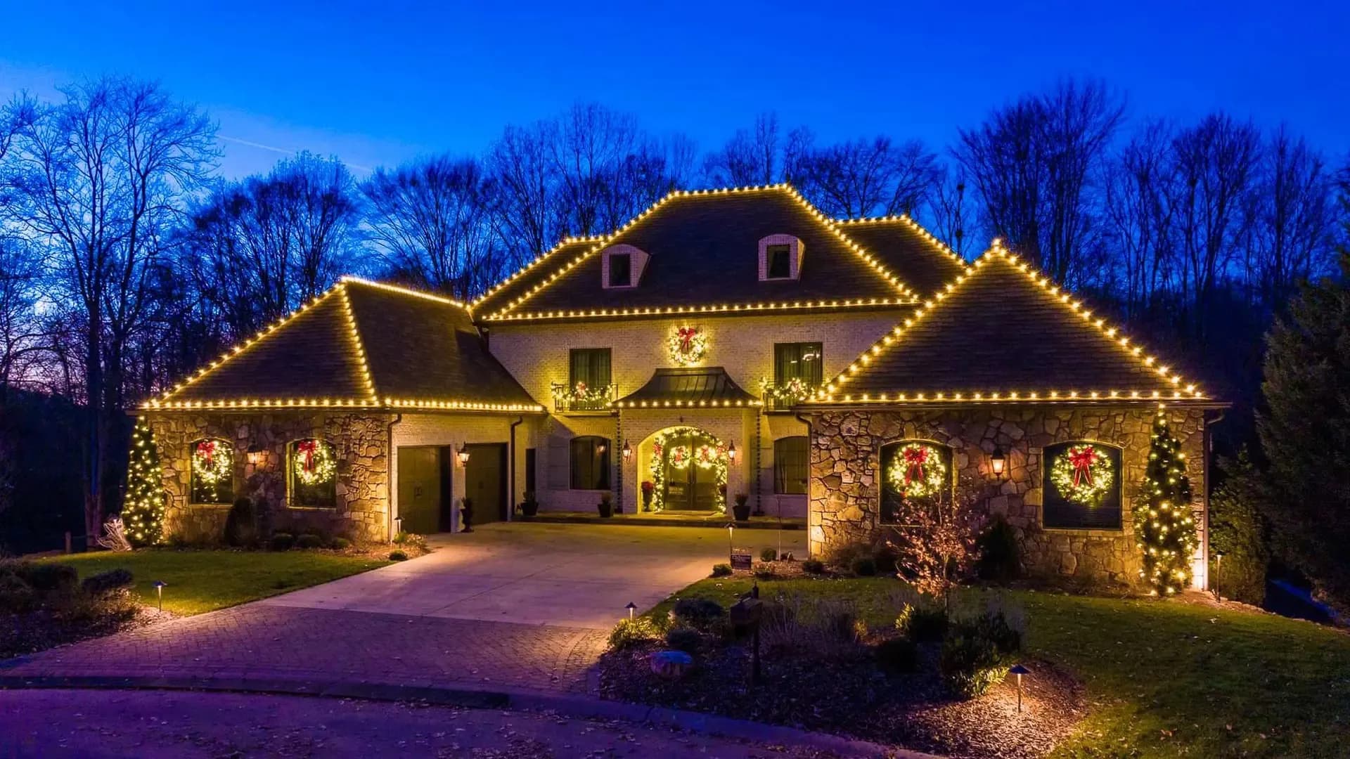 Make Your Home Shine With Professional Christmas Light Installation image