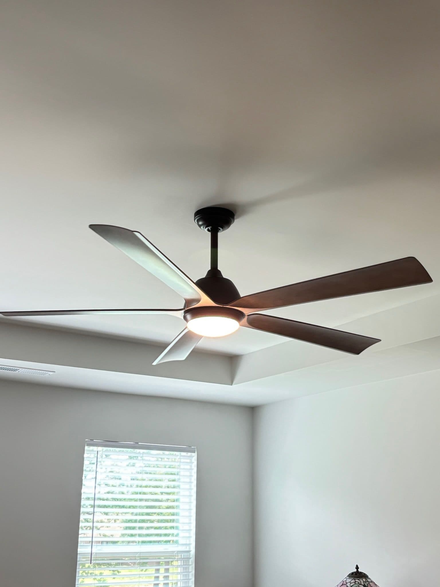 Signs It's Time to Replace Your Ceiling Fan This Summer image